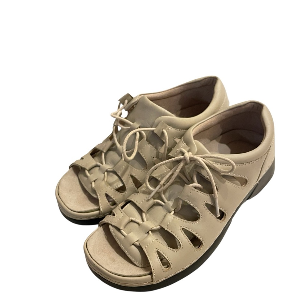 Women’s Propet Beige Lace-Up Leather Shoes Sandals - Picture 3 of 7